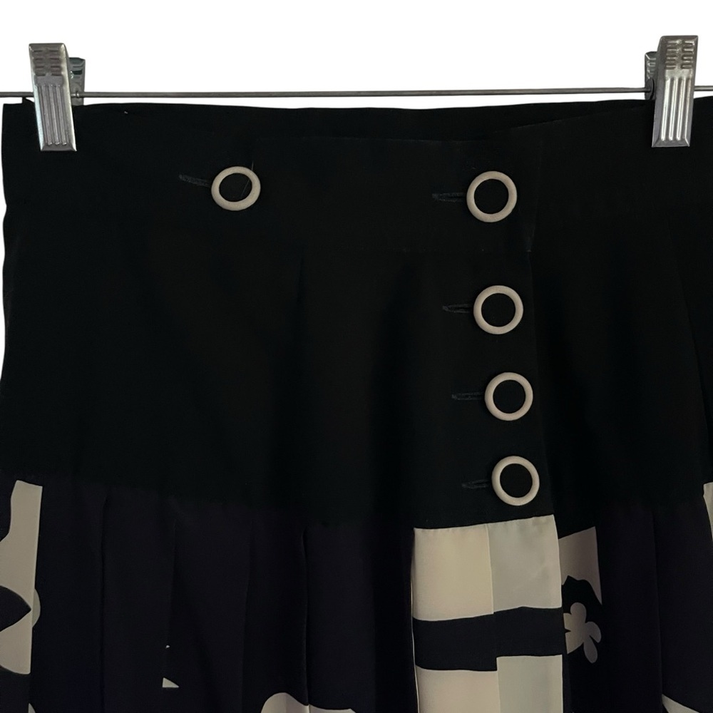 Jeanne Marc Y2K Black, White Abstract Mini Skater Skirt with Pleats Size S - Picture 3 of 5